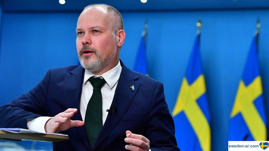 وزير العدل السويدي 3 آلاف شكوى ضد الأباء والسجن ل 40 عائلة